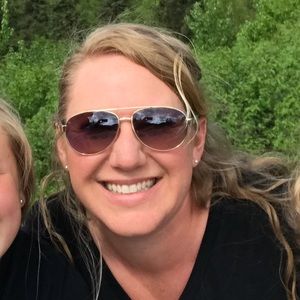 Meet your Posher, Rochelle